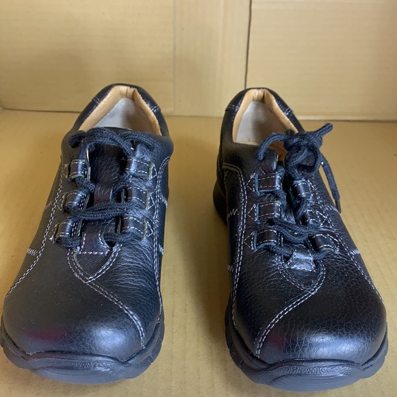 Woman’s Black Leather Pillow Top Nurse Mates Sz 6 - Picture 2 of 7